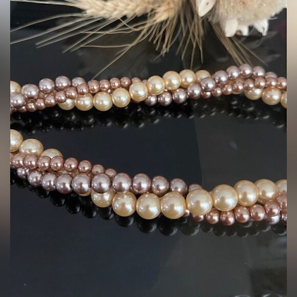 Tri color faux Pearl necklace - Picture 2 of 4